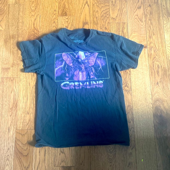 Gremlins box graphic, size medium. - Picture 1 of 1